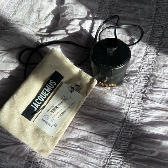 Jacquemus Handbags - JACQUEMUS Authentic “Le Micro Vanity” Black Leather Mini Bag